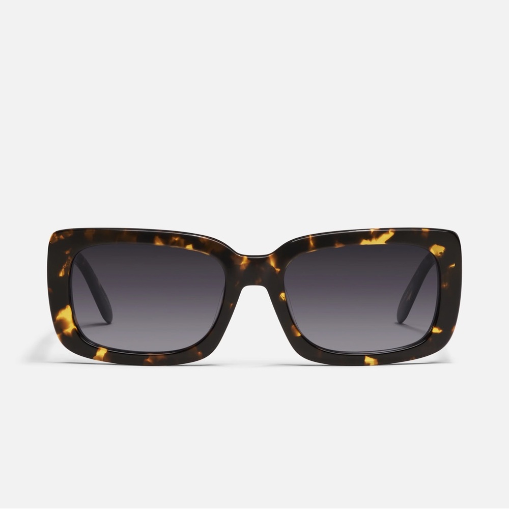 Quay Yada Yada Tortoise/Smoke Sunglasses